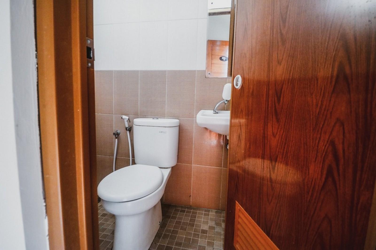 Reddoorz Plus Near Semanggi Джакарта Экстерьер фото